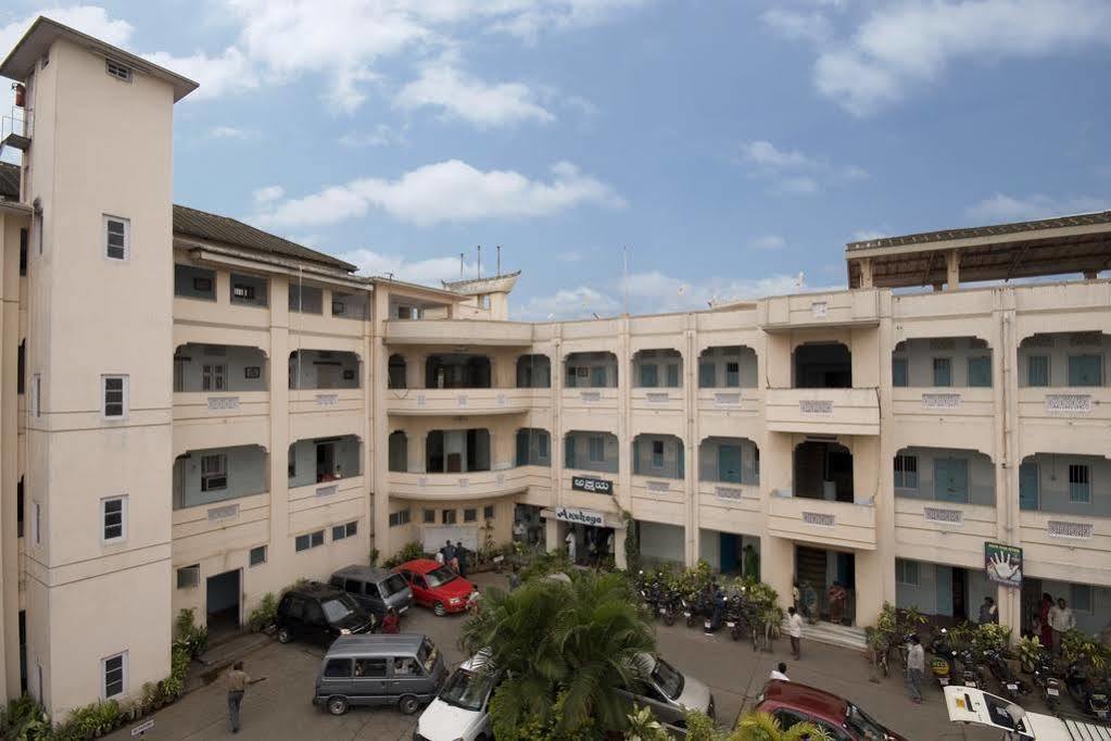 Hotel Mysore Dasaprakash Exteriér fotografie